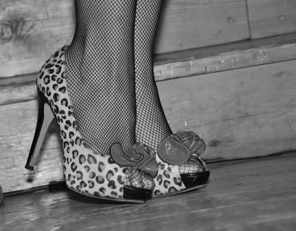 Marché vintage résilles talon - FIBRES de Paris festival jazz swing